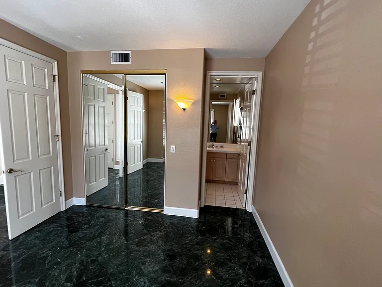 2357 Brookshire Ln — Photo 64