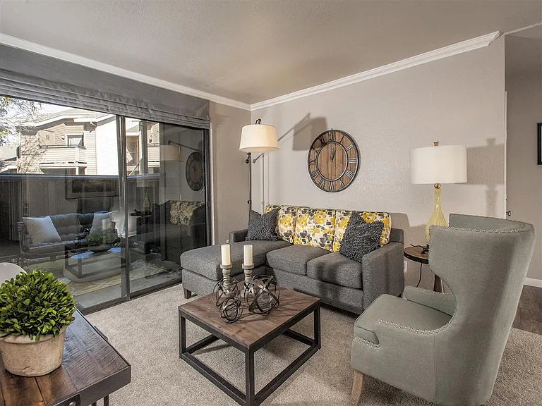 Deer Valley Apartment Homes — Photo 11
