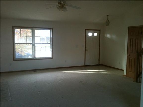 4th image of 5860 Katara Dr #596