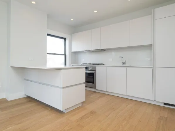 127 Highland Ave, Somerville, MA