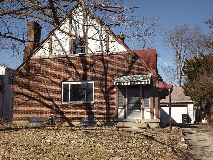 1st image of 333 W Hillcrest Ave