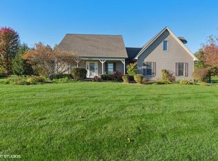 4707 Patty Ln, Ringwood, IL