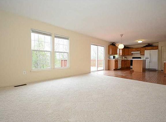3rd image of 941 Bideford Dr