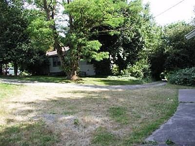 5th image of 4432 S 148th St