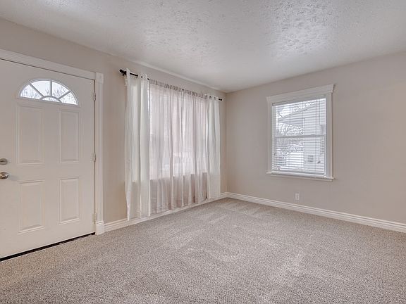4th image of 1176 Bear Ave