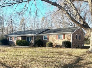 105 Eastview Cir, Simpsonville, SC 29681
