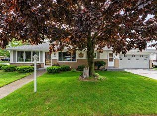 1619 Lowell St, Two Rivers, WI 54241