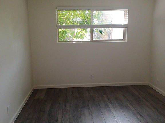 5th image of 3509 W Del Monte Dr #2