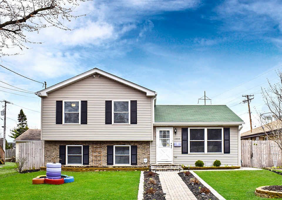 1st image of 1459 Prospect Ave