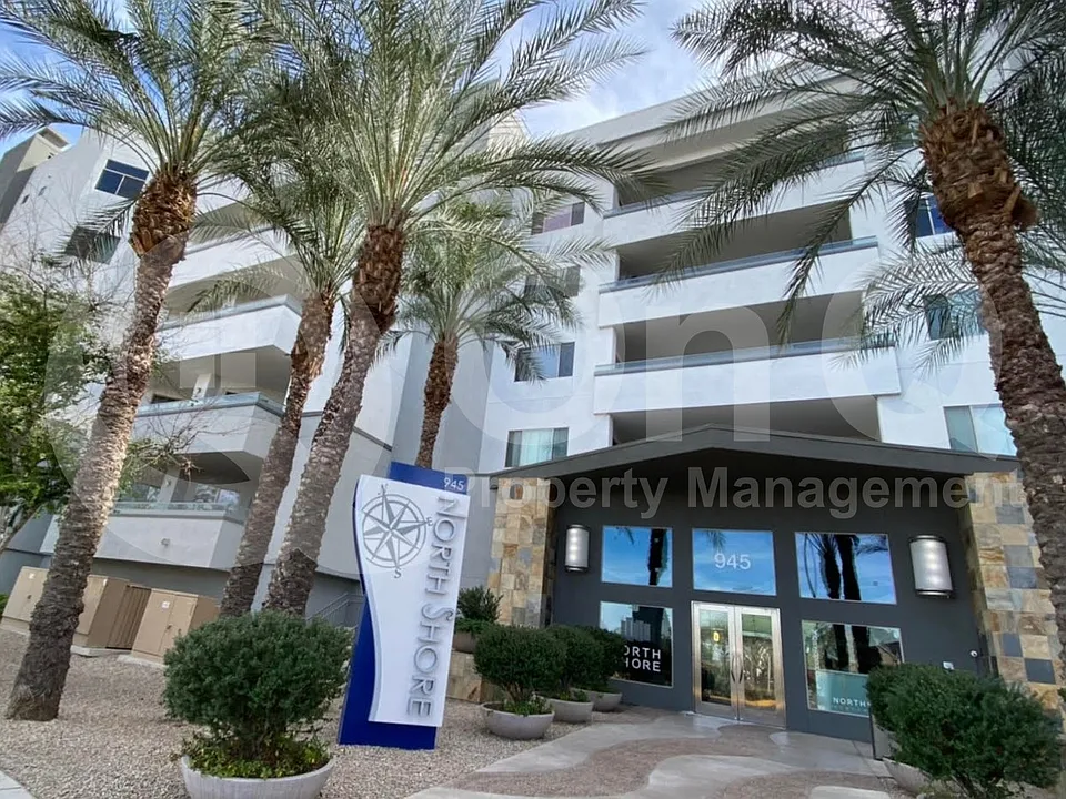 945 E Playa Del Norte Dr #1021