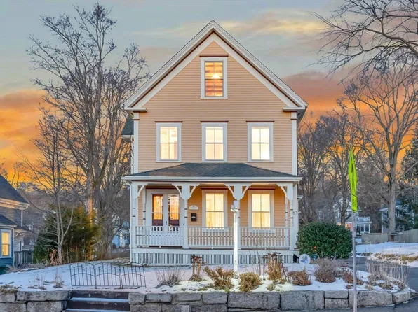 67 High St, Andover, MA 01810