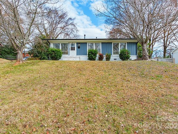 2nd image of 1100 Rollingwood Dr