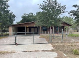 604 W Holland St, Falfurrias, TX 78355