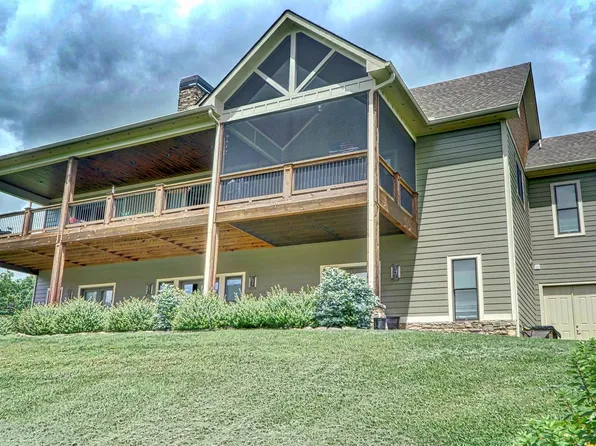 153 Meadow Ridge Dr, Hayesville, NC 28904