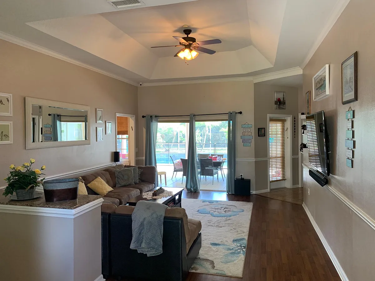 Building Photo - 8026 Rural Retreat Ct