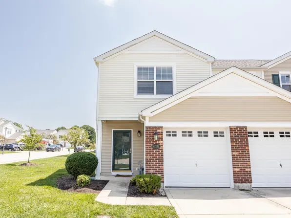 2071 Celebration Park Cir, Belleville, IL 62220
