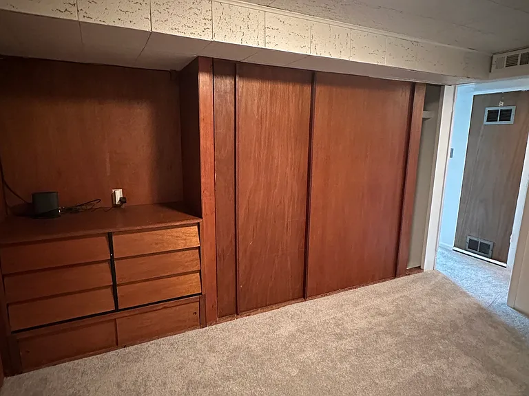701 S Puget Sound Ave — Photo 3