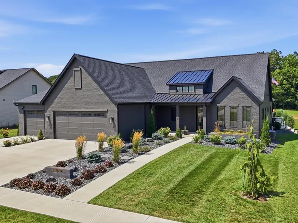2100 Golfview Dr, Auburn, IN 46706