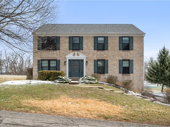 7053 Highland Creek Dr, Bridgeville, PA 15017