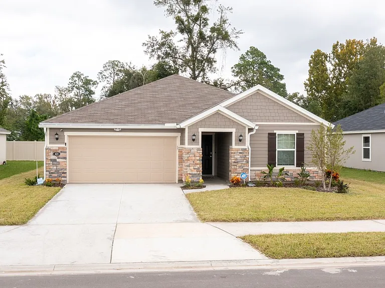 421 Dahlia Rd — Photo 5