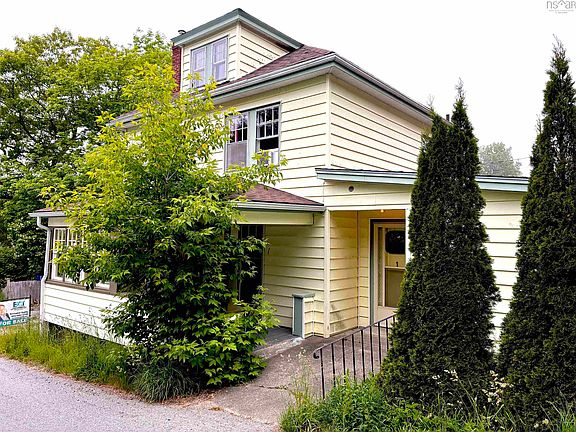 2nd image of 1 Dexter Ave