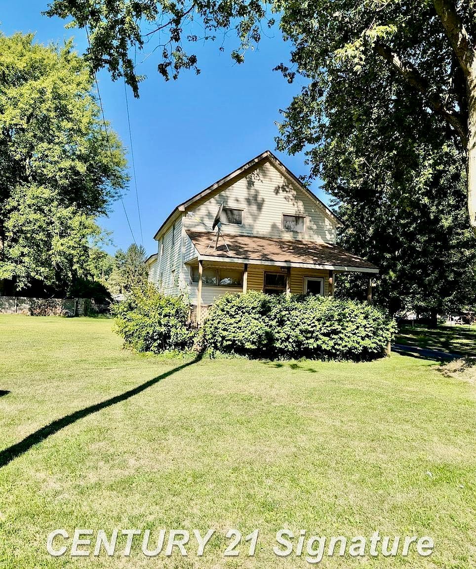 7935 Carl St, Freeland, MI 48623 | Zillow