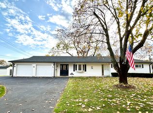 397 Green Manor Ter, Windsor Locks, CT 06096