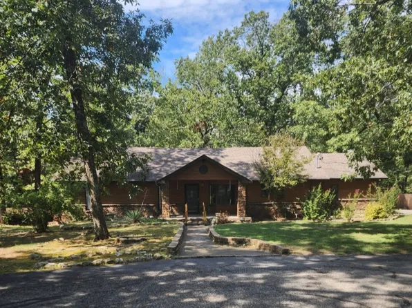 1558 S Kenser Rd, Joplin, MO 64801