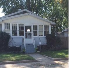 42 Harnett Ave, Wood River, IL