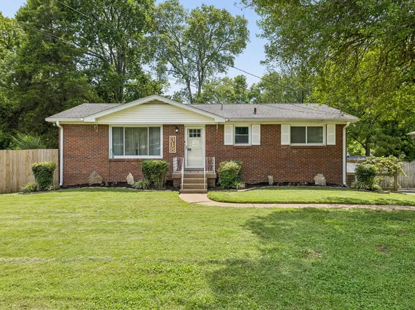 318 Jacksonian Dr, Hermitage, TN 37076