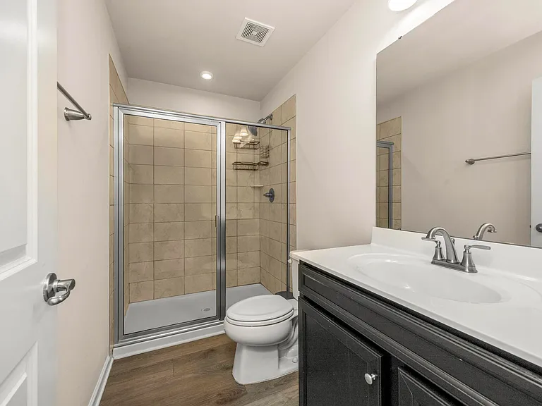 247 Pryor Dr — Photo 25