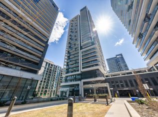 105 Oneida Cres #802, Richmond Hill, ON L4B 0H6