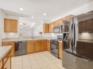 2462 Honeybee Ln, Frisco, TX 75034