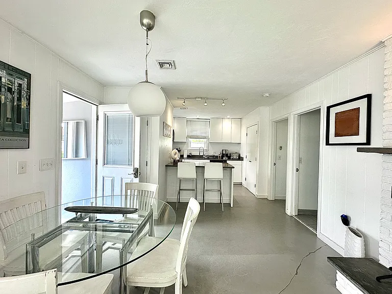 101 Briarwood Ave #B — Photo 2