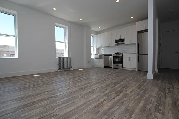 Rented by Nooklyn NYC LLC | media 1