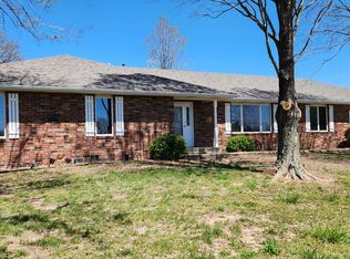 18270 39th Hwy, Stockton, MO 65785