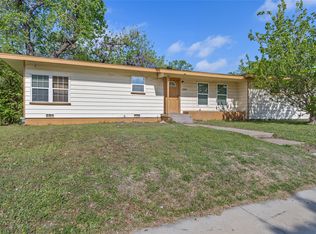 3000 Pate Dr, Fort Worth, TX 76105