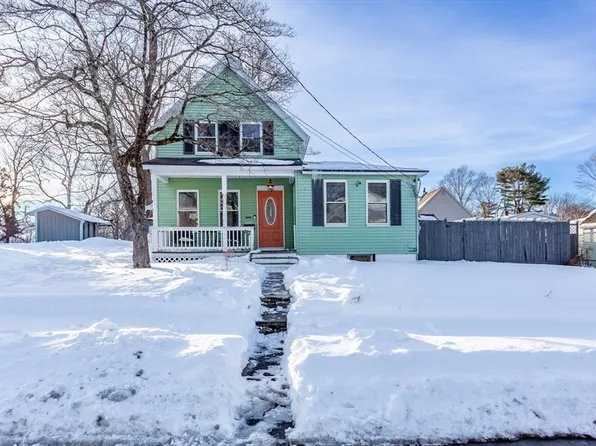 17 Anawan St, Taunton, MA 02780