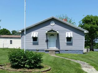 330 N Padgett St, Morganfield, KY 42437