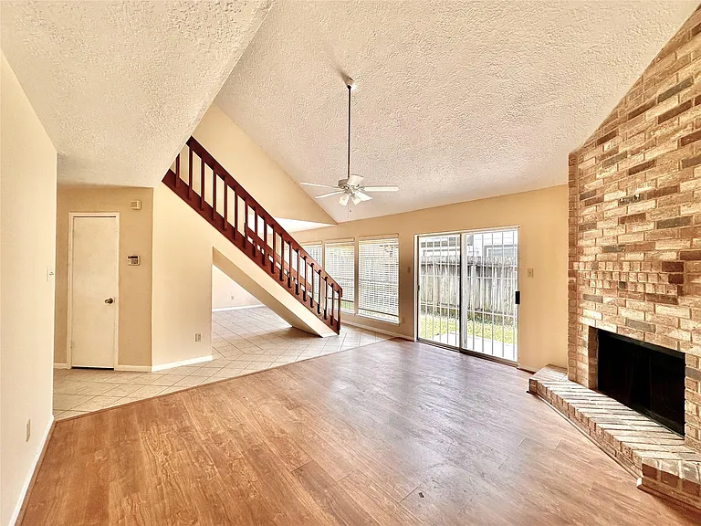 6437 Chatham Island Ln — Photo 4