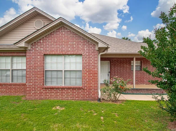 13875 Cherry Glen Cv, Alexander, AR 72002