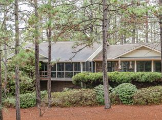 1 Peachtree Ln, Pinehurst, NC 28374