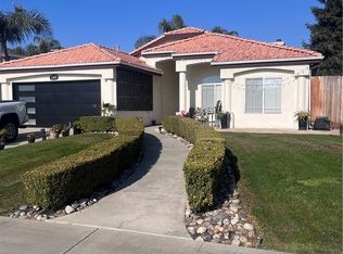1344 E Parkview Ct, Visalia, CA