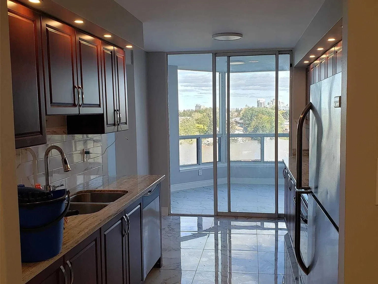 2 bed, $2,900 — Photo 4