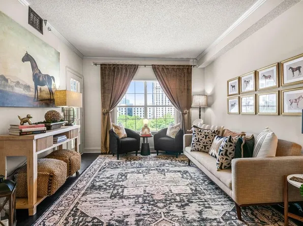 1075 Peachtree Walk NE Unit A419, Atlanta, GA 30309