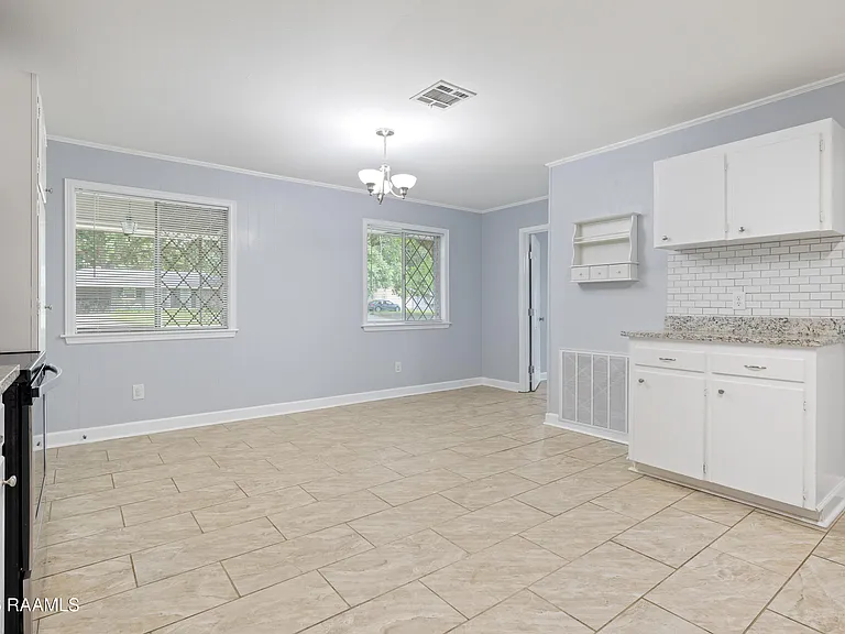 119 Gordon Crocket Dr — Photo 8
