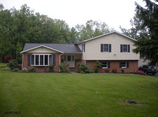 104 Linwood Rd, Altoona, PA 16602
