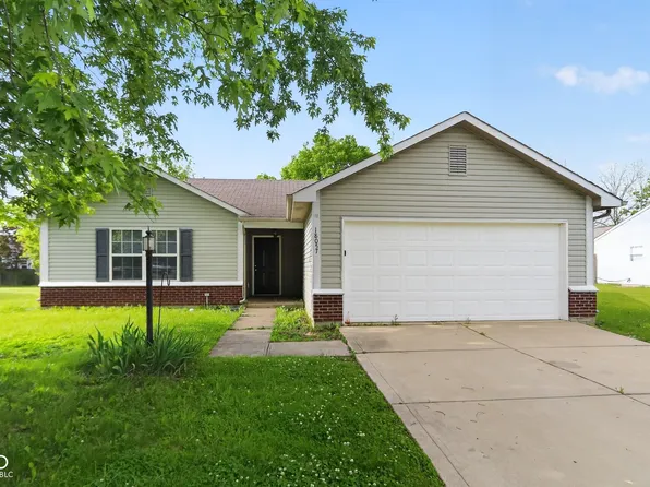 18057 Sanibel Cir, Westfield, IN 46062