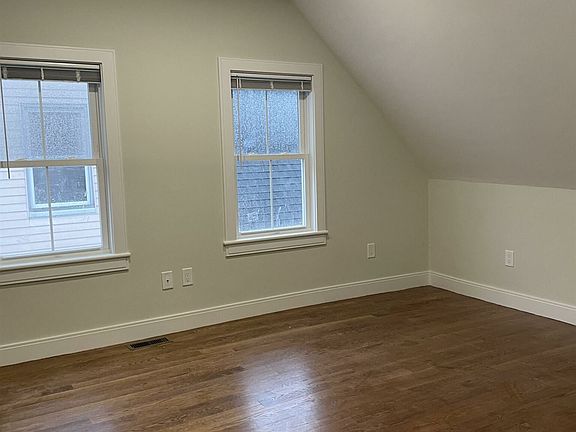 landlord_unit_photo_55845623_9