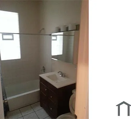 946 N Monticello Ave #2 — Photo 3